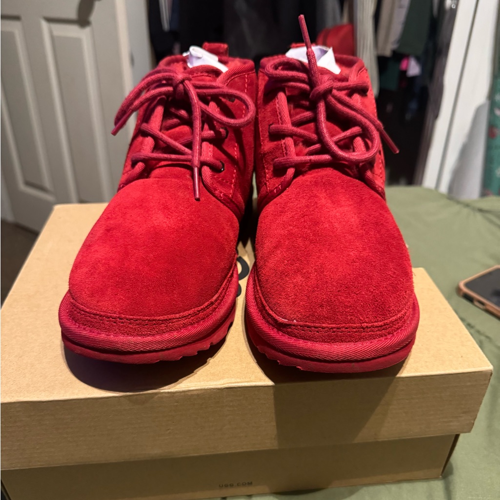Women’s Size 8 Uggs Good Condition